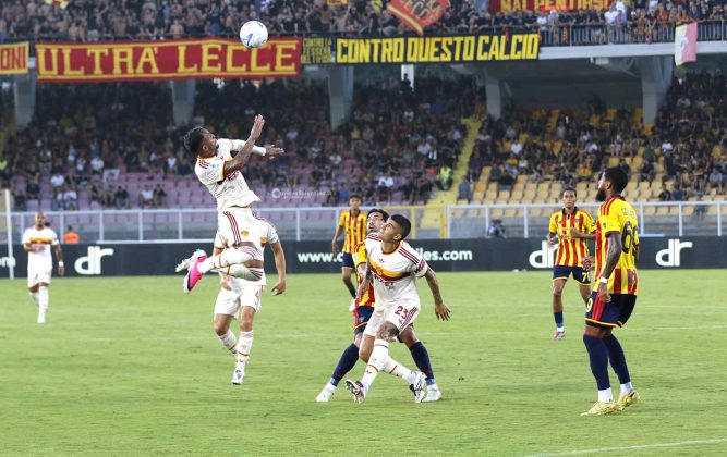 Roma devastante, Lecce strapazzato: al Via del Mare i giallorossi cadono per 4 a 0 - Corriere Salentino