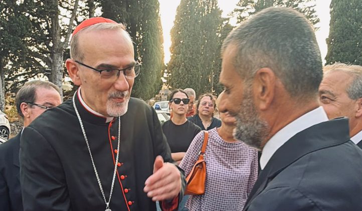 Al cardinale Pizzaballa il Premio Don Tonino Bello, Decaro “testimone di pace” - Corriere Salentino