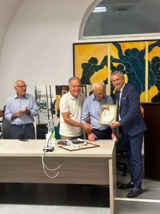 Racale abbraccia Rocco Santantonio: la memoria degli Internati Militari Italiani parla al futuro - Corriere Salentino