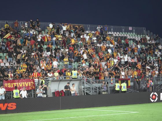Il Lecce vince la prima di campionato con il gol del “baby” Gorter ed una prodezza di Tiago Gabriel. Venezia-Lecce, 0-2 - Corriere Salentino