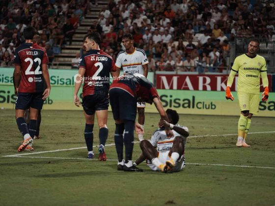 Il Cagliari domina il Lecce che si riprende sul finale, finisce 1-0 per i sardi - Corriere Salentino