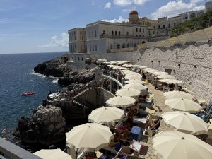 Alle Terme di Santa Cesarea entra nel vivo la stagione termale e si chiude con numeri da record quella del Caicco. + 15% l'albergo - Corriere Salentino