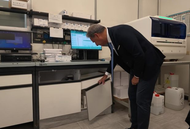 Ispezione Vito Fazzi, Pagliaro: "Laboratorio analisi da incubo: degrado e insicurezza, ma possibile che nessuno controlli?" - Corriere Salentino