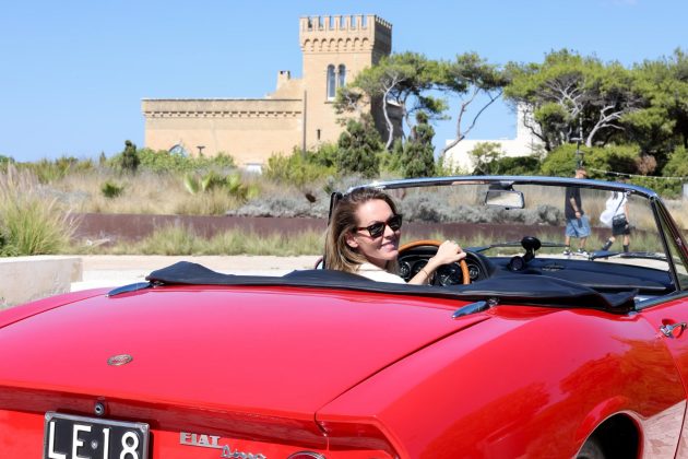 Ruote nella Storia saluta Casarano e celebra la passione per le auto d’epoca - Corriere Salentino