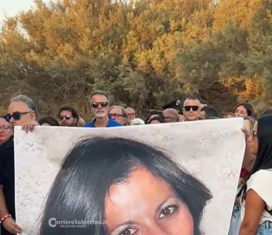 Fiaccolata per Lorena Isceri: la comunità unita nel dolore