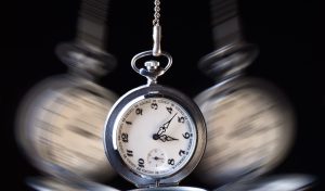 Basta uno schiocco di dita? L’ipnosi nell’era dei social - Corriere Salentino