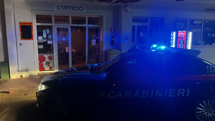 Spaccata nella notte lungo la statale 275: svaligiata la cassa e il bar del distributore di benzina - Corriere Salentino