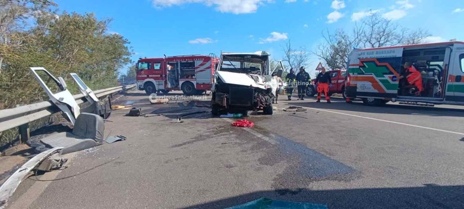 Inferno sulla Statale: prima l’incendio e poi gli incidenti stradali, tre feriti, uno più grave - Corriere Salentino