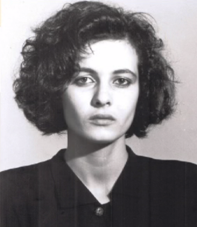 Sabato 24 ottobre alla Biblioteca Bernardini: La poesia, la voce e i versi di Claudia Ruggeri