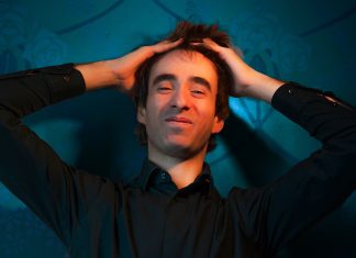 Le emozioni tra parole e pianoforte: Galimberti e Sangiovanni aprono SuperLocri∅ Festival