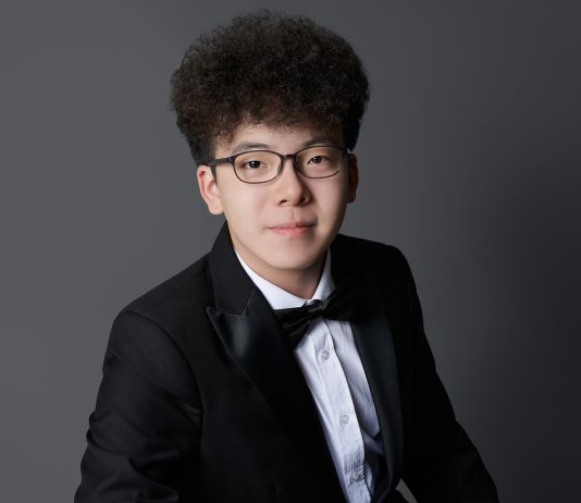 Il talento del pianista Yifan Wu al SuperLocri∅ Festival