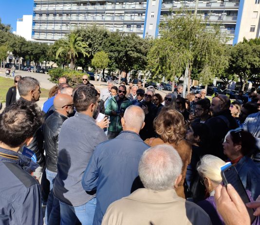 Lecce, rivolta contro le strisce blu: lavoratori e commercianti in piazza. Il Pd sfida la maggioranza: “Vengano allo scoperto”