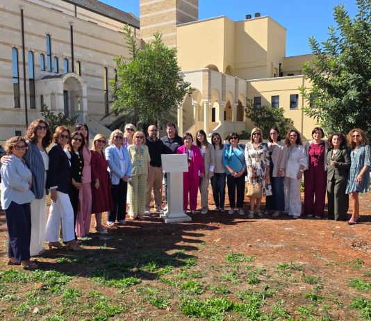 Inner Wheel Club Tricase S.M. di Leuca festeggia 10 anni: tra memoria, visione di futuro e la piantumazione del Carrubo del Decennale
