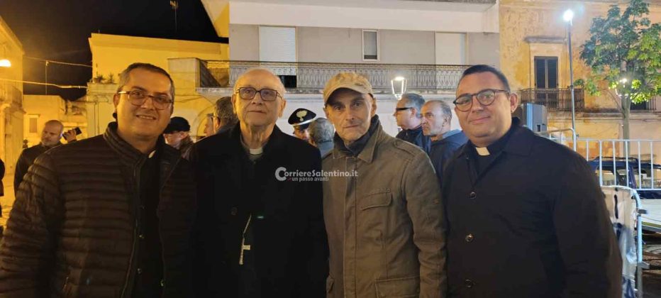 Consigliere comunale aggredito a Salve, manifestazione in piazza - Corriere Salentino