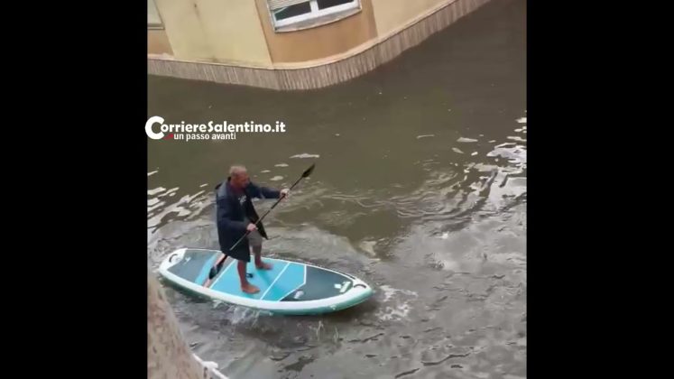 Squinzano versione Venezia: dopo il nubifragio, SUP tra le vie del paese - Corriere Salentino